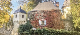 Cozy home in Gennes with kitchen