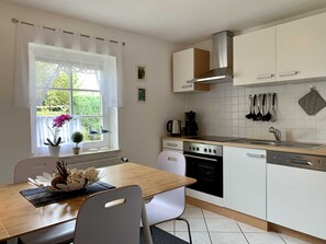 Køleskab, mikrobølgeovn, ovn, opvaskemaskine