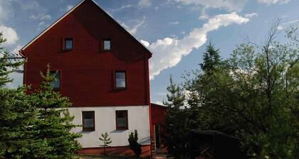 Casa vacacional Betsy con chimenea justamente después del paso de frontera