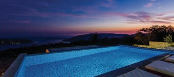 Stunning home in Herceg Novi with WiFi