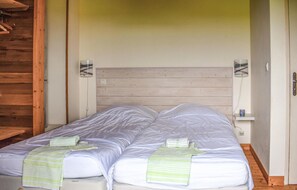 3 Schlafzimmer, Reisekinderbett, kostenloses WLAN