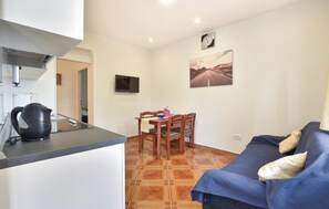 TV - Amazing apartment in Mimice with house sea view (Mimice)