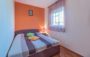 2 bedrooms, free WiFi, bed sheets