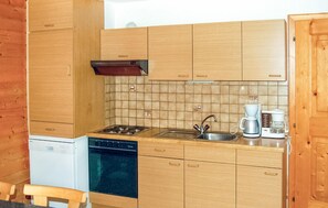 Kühlschrank, Herdplatte, Geschirrspüler