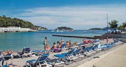 2 bedroom pet friendly home in Sucuraj