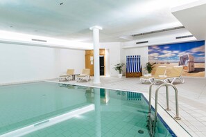 Indendørs pool