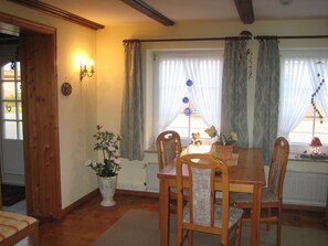 Dining - 3 + 2 + 1 whole house 8-room Spülm. - BARLT - House Bärbel (Barlt)
