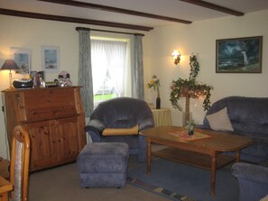 TV - 3 + 2 + 1 whole house 8-room Spülm. - BARLT - House Bärbel (Barlt)