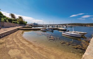 Marina - Cozy apartment in Barbat-Rab with WiFi (Barbat-Rab)