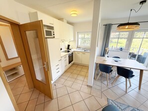 Køleskab, mikrobølgeovn, ovn, opvaskemaskine