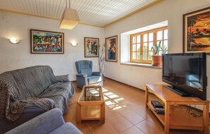 Televisión, chimenea