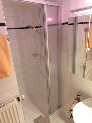 Unclassified image, 4 of 10, button - Vacation apartment #2 - Aribohof (Rottach-Egern)