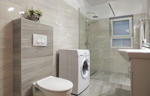 Bathtub
