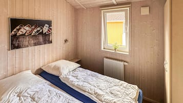 2 Schlafzimmer, Reisekinderbett, kostenloses WLAN