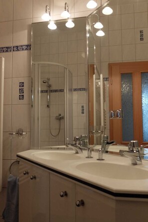 Dusche, Handtücher