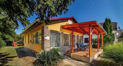 Holiday home with a large terrace