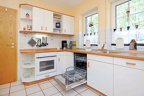 Køleskab, mikrobølgeovn, ovn, opvaskemaskine