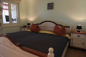 2 bedrooms, travel crib, WiFi, bed sheets - Apartment sea view (Sassnitz)