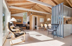 TV, lareira, DVD player