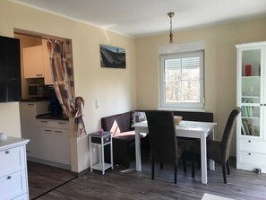 Imagen sin descripción, 3 de 16, botón