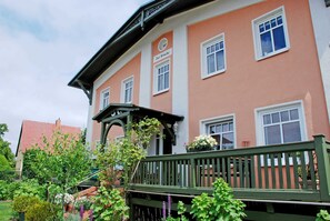 Imagen sin descripción, 4 de 21, botón