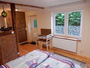 1 Schlafzimmer, WLAN, BettwÀsche