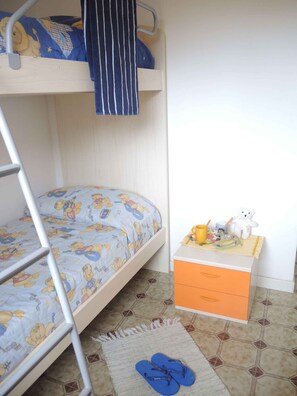 2 bedrooms