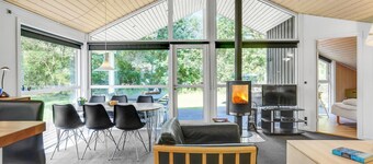 Fantastiskt hem i Ebeltoft med bastu