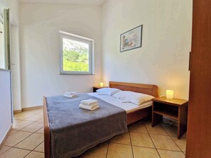 1 bedroom, WiFi - Holiday apartment with air conditioning (Baška)