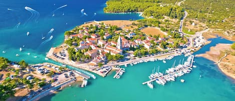 Marina/club náutico