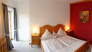 1 室のベッドルーム、旅行用ベビーベッド、WiFi、ベッドシーツ