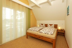 3 Schlafzimmer, Zimmersafe, Bügeleisen/Bügelbrett, Reisekinderbett