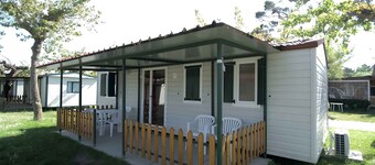 Mobile home at the Classe campsite in Lido di Dante