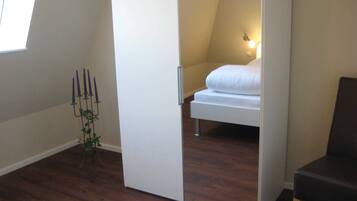 3 habitaciones, caja de seguridad en la habitación y cuna de viaje