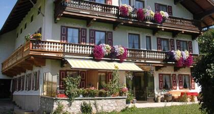 Hutzenauerhof - Holiday apartment Hochfelln
