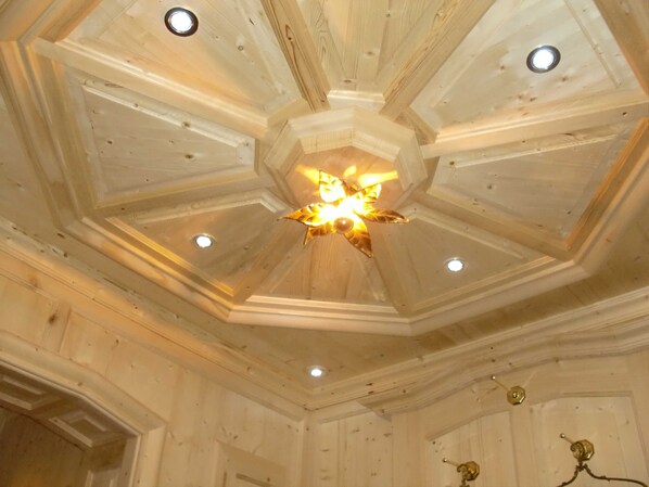 Unclassified image, 1 of 66, button