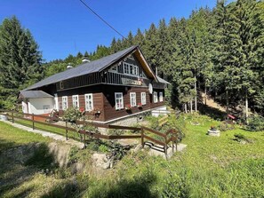 Exterior - Montain hut With bathing possibility, playground and beautiful view of the woods (Desná v Jizerských horách)