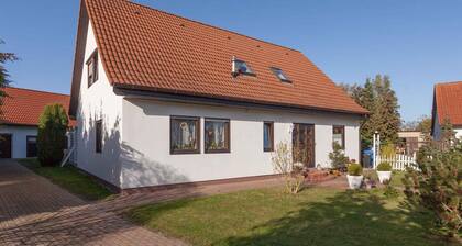 Ferienwohnung mit großem Garten und Lagerfeuerplatz