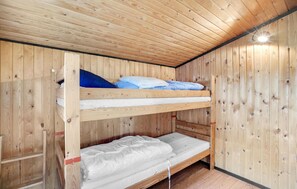 4 habitaciones, cuna de viaje y wifi gratis