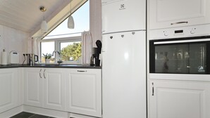 Private kitchen - Amazing home in Fanø with WiFi (Fanø)