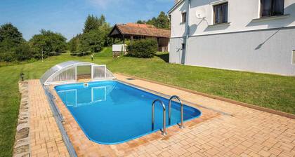 Casa de vacaciones con piscina exterior