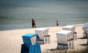 Beach nearby - FW 2.2. First floor with terrace - Bernstein-Ferienwohnungen Zempin (Zempin)