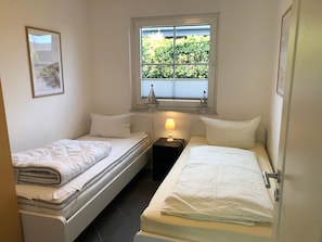 2 slaapkamers, een kluis op de kamer, een strijkplank/strijkijzer