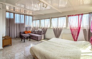 3 bedrooms