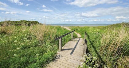 4 huonetta Kiinteistövälitys Hjerm