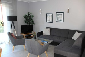 Télévision, cheminée