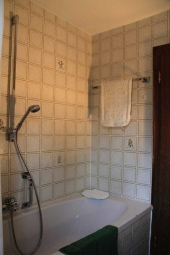 Imagen sin descripción, 1 de 9, botón