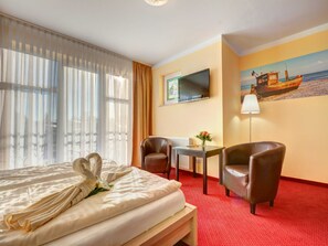 1 bedroom, in-room safe, travel cot, WiFi