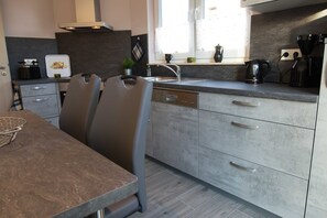 Fridge, microwave, oven, dishwasher