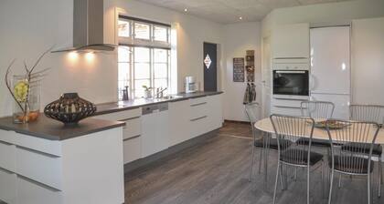 2 huonetta Majoitus Outrup